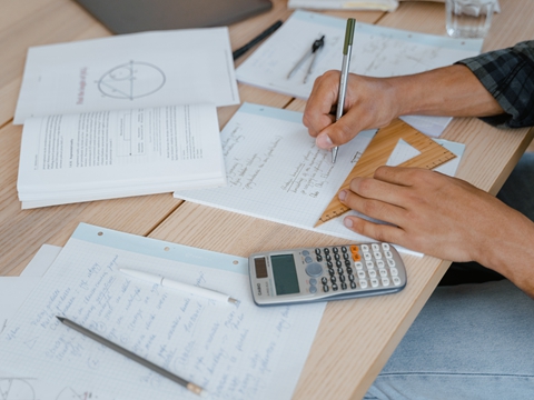 深圳注冊(cè)公司需注意的事項(xiàng)及所需材料和費(fèi)用