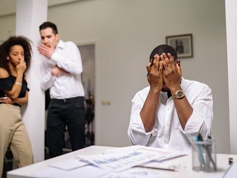 東莞企業(yè)如何選擇注冊(cè)美國(guó)公司的合適方式？深度解析與建議